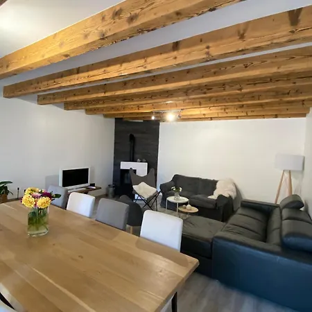 La Pause De Charme Homestay Saint-Romain-le-Puy